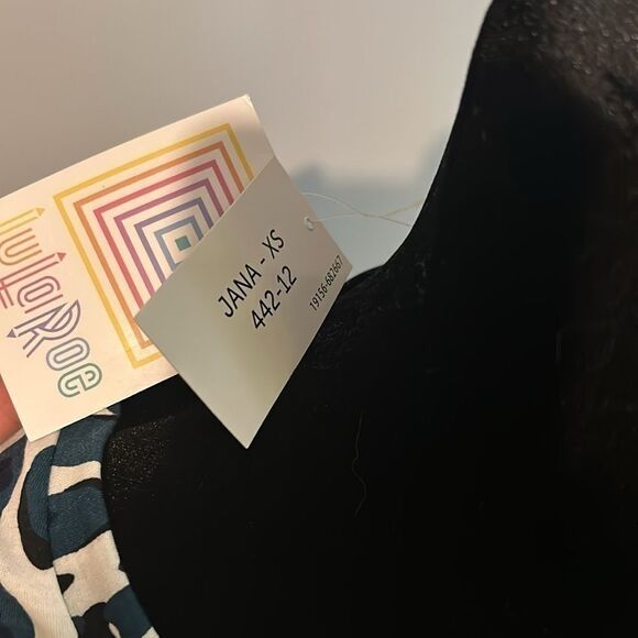 NWT Lularoe Jana XS  D - Picture 5 of 5